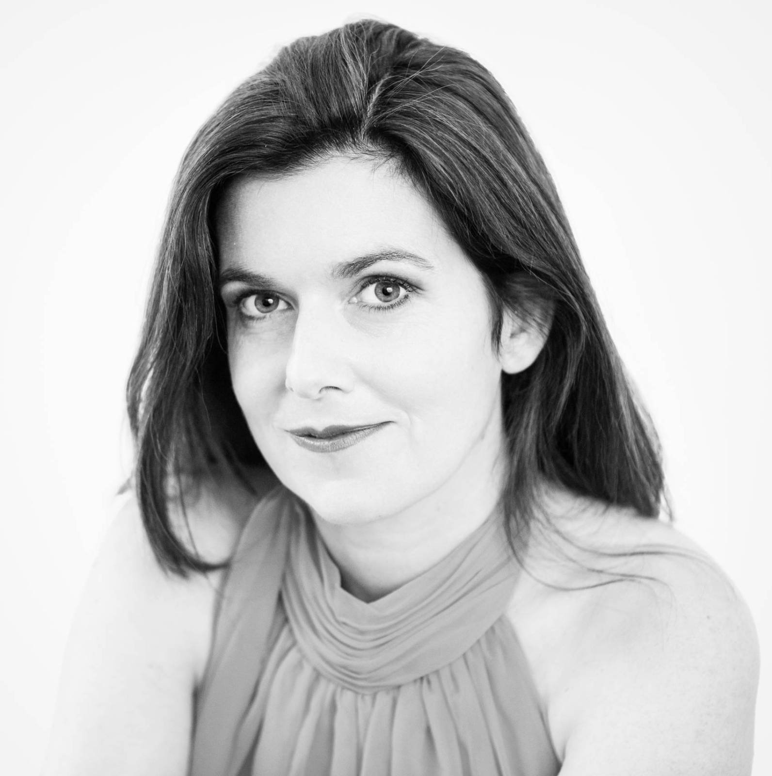 Victoria Simmonds Singer Victoria Simmonds | Grange Park Opera
